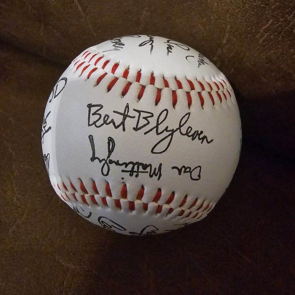 Authentic signed autographs from baseball Oakland team